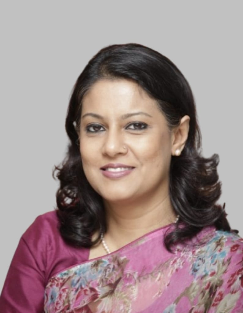 
		মাননীয় উপদেষ্টা
	
	
